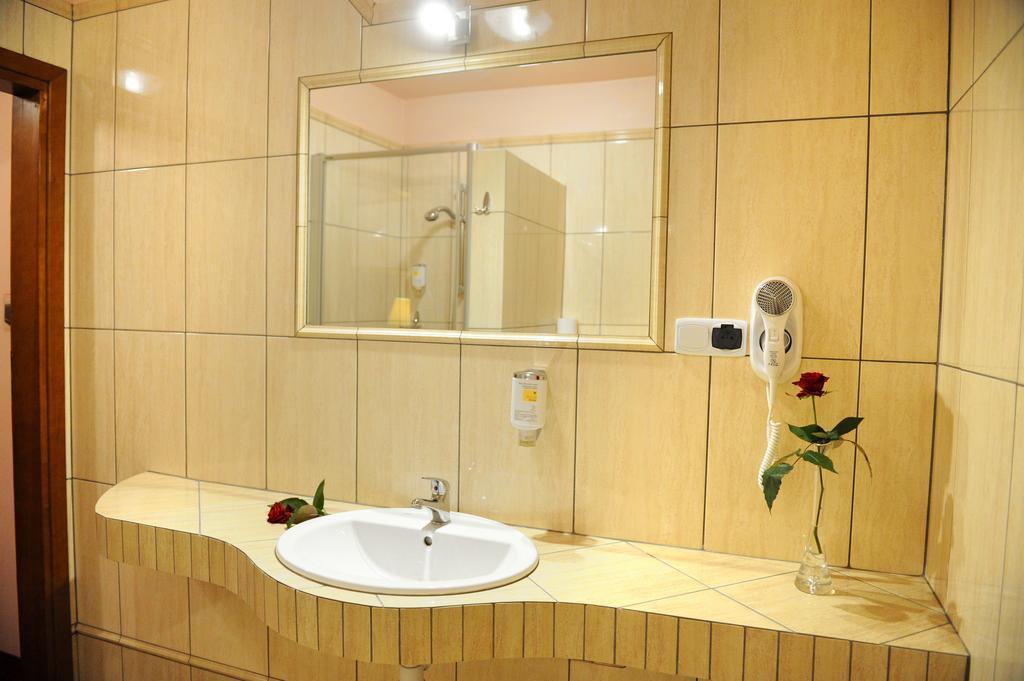 Hotel Czardasz Koziegłowy Rom bilde