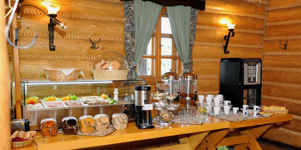 Hotel Czardasz Koziegłowy Eksteriør bilde
