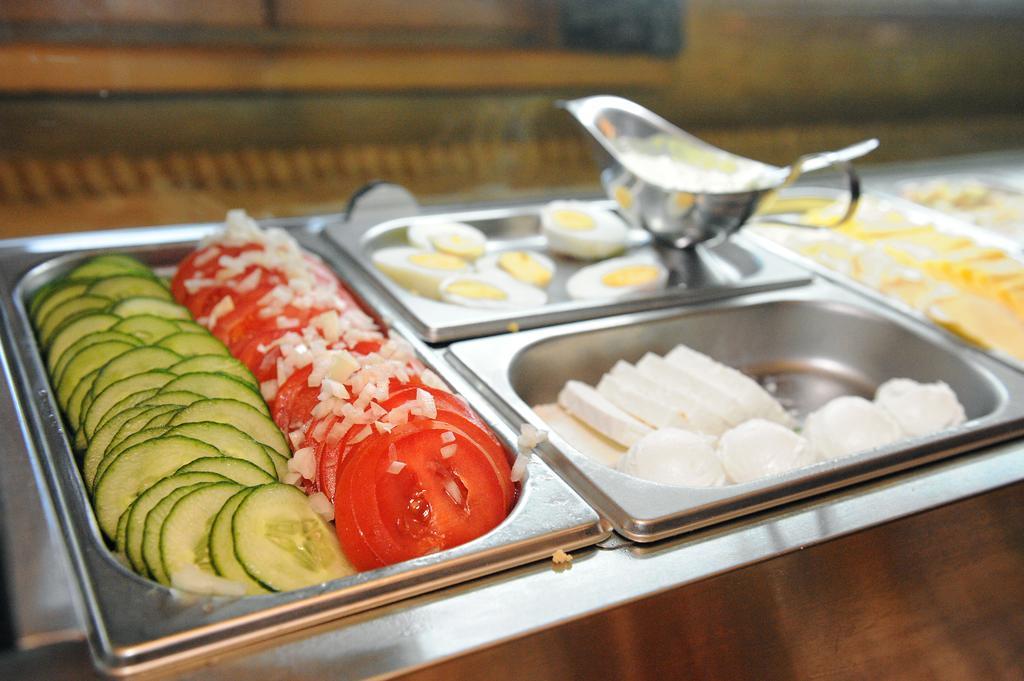 Hotel Czardasz Koziegłowy Eksteriør bilde